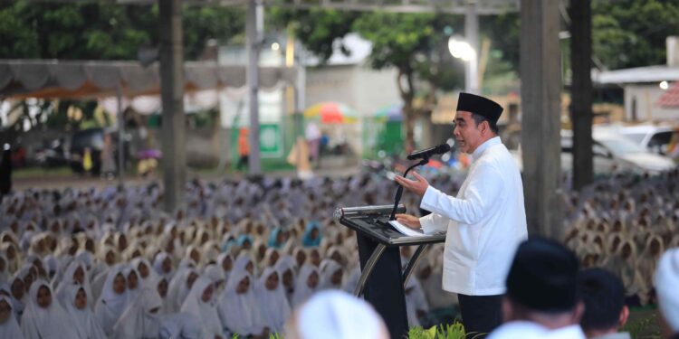 Di Hadapan Ribuan Santri Nahdlatul Wathon NTB, Muzani Paparkan Program Prioritas Prabowo