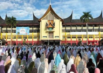 Pemprov Sumbar Gelar Shalat Id di Halaman Kantor Gubernur